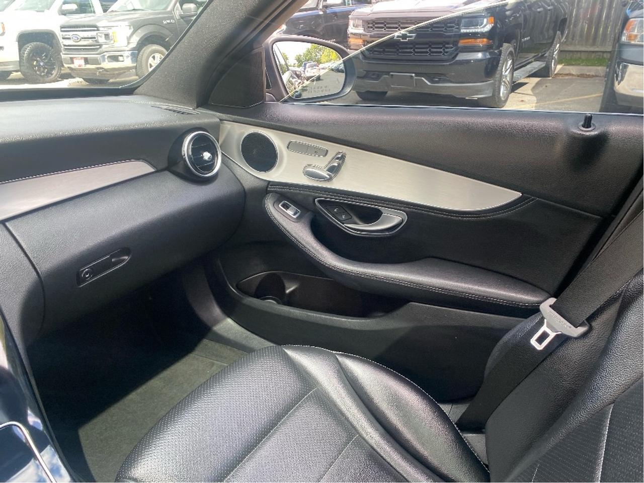 2015 Mercedes-Benz C-Class C 300 Photo