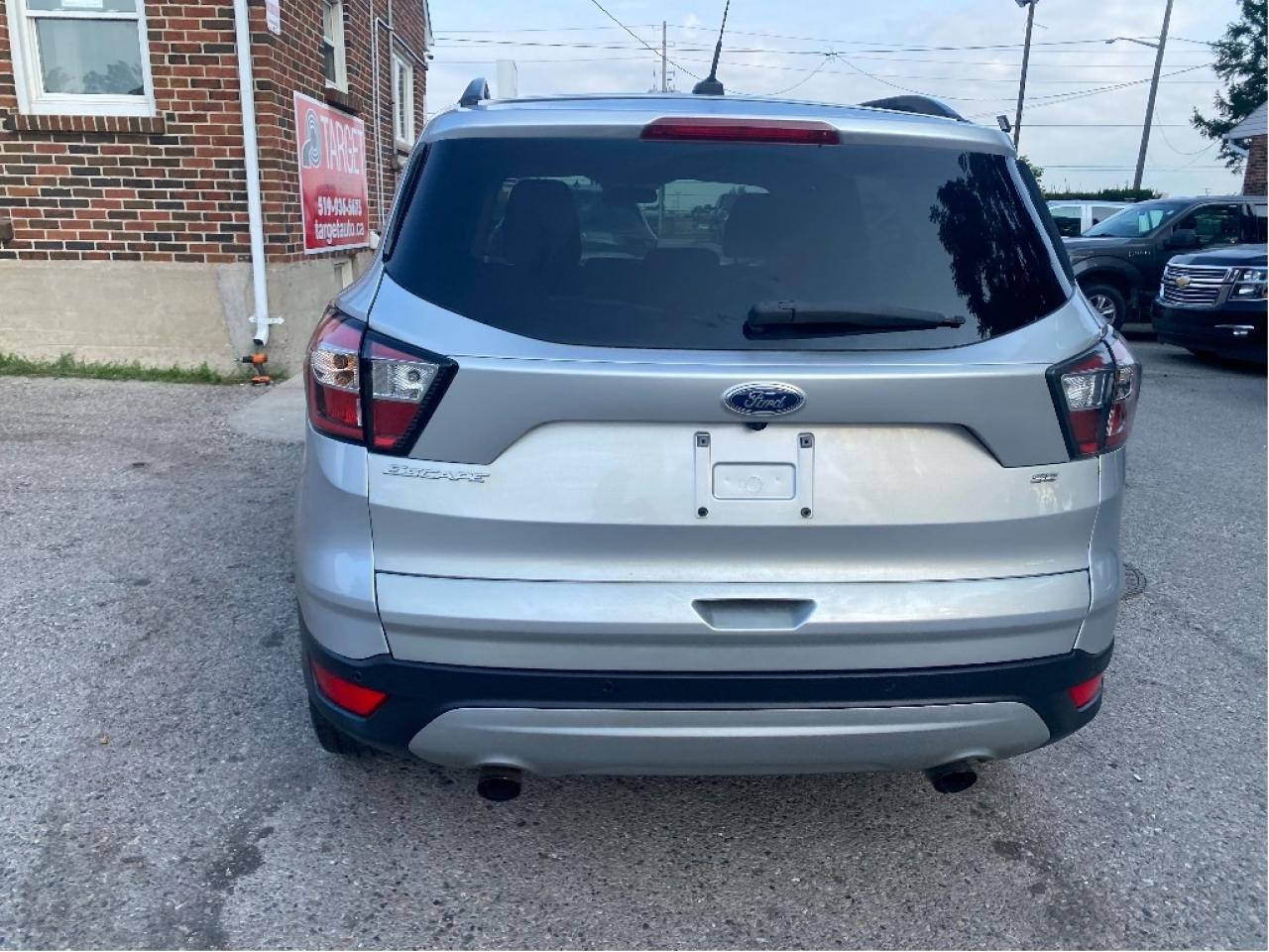 2017 Ford Escape SE Photo