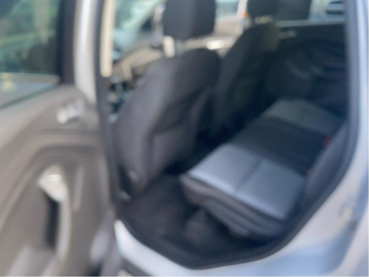 2017 Ford Escape SE Photo