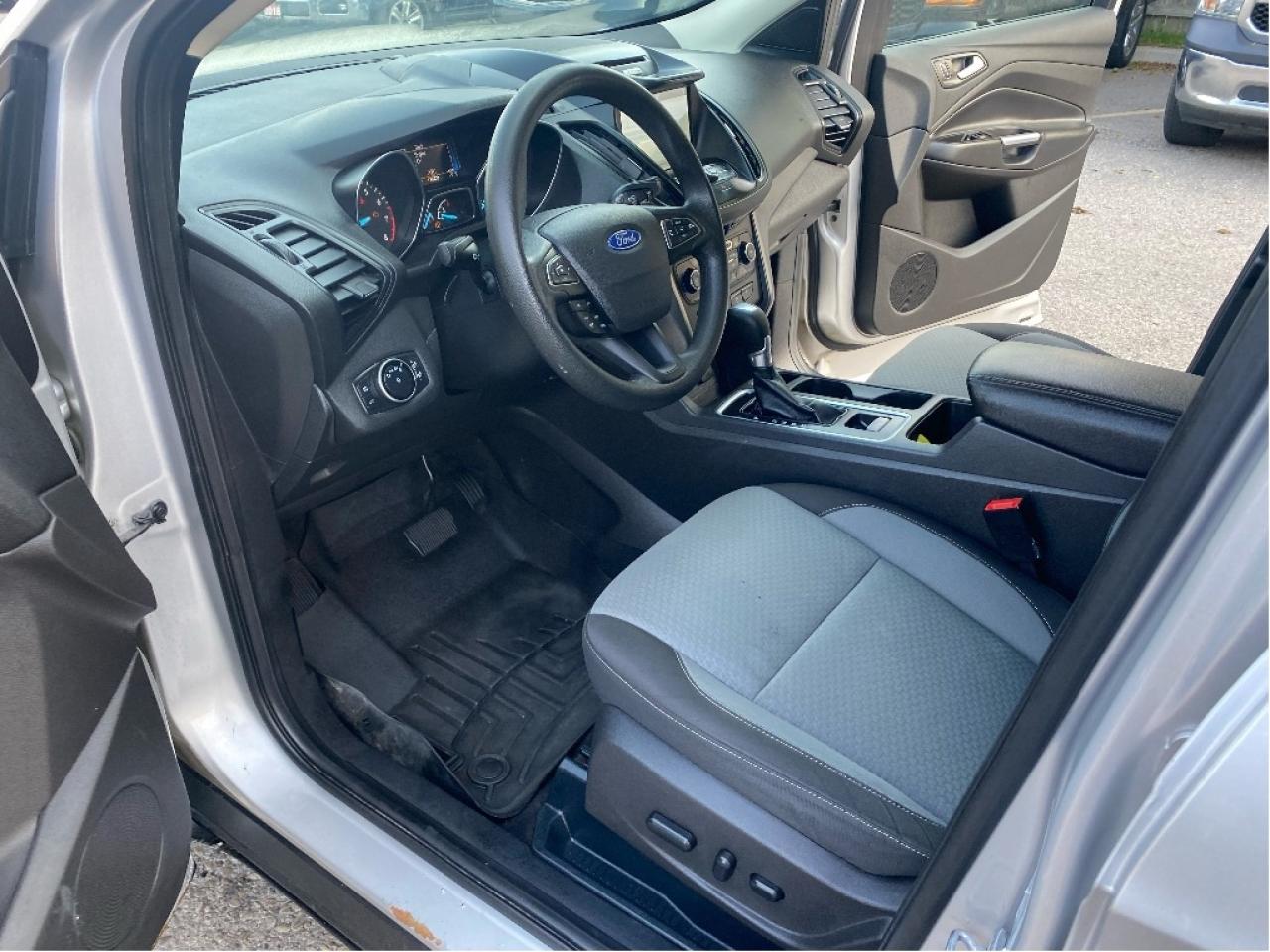 2017 Ford Escape SE Photo