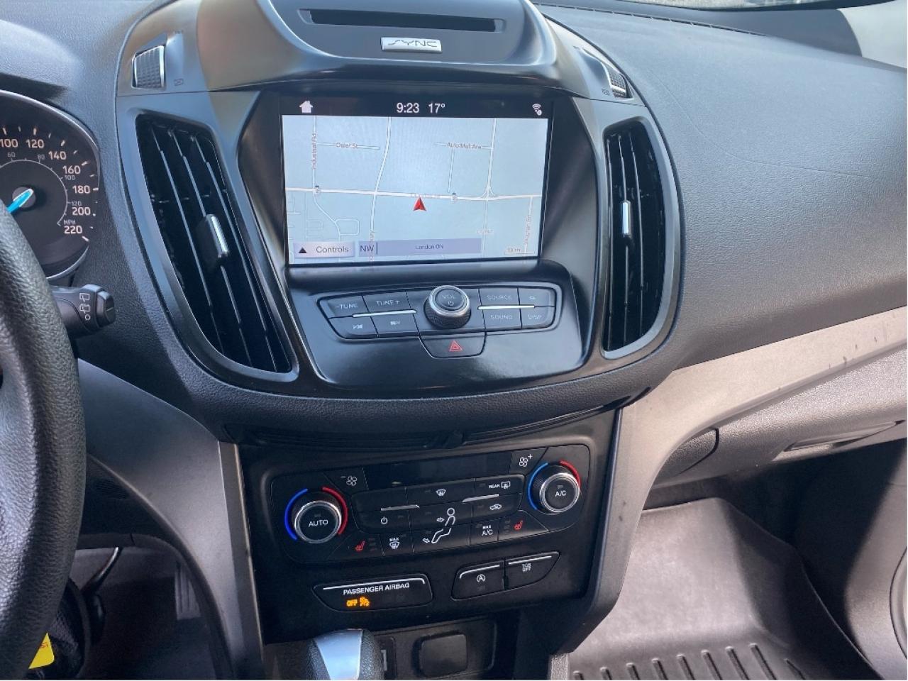 2017 Ford Escape SE Photo