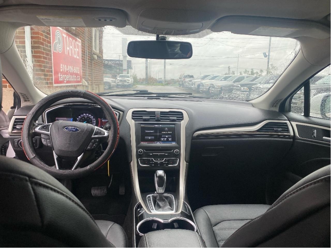 2016 Ford Fusion SE Photo