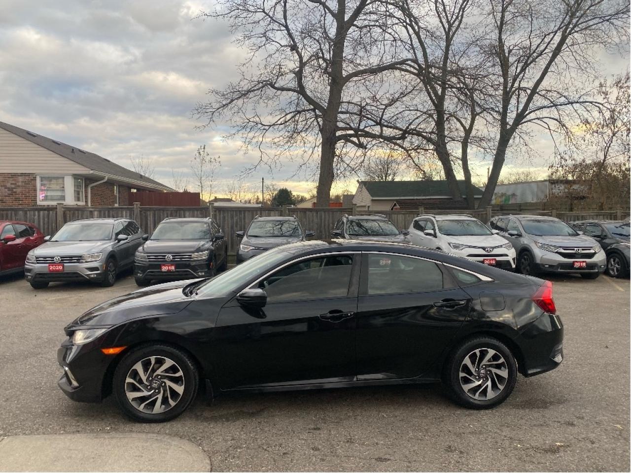 2020 Honda Civic Sedan EX Photo