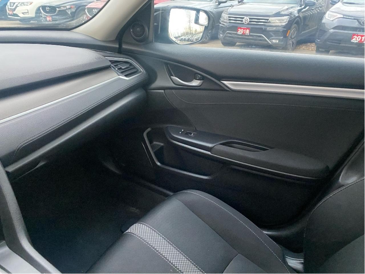 2020 Honda Civic Sedan EX Photo