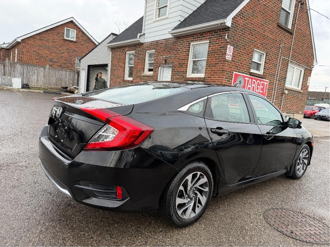 2020 Honda Civic Sedan EX Photo