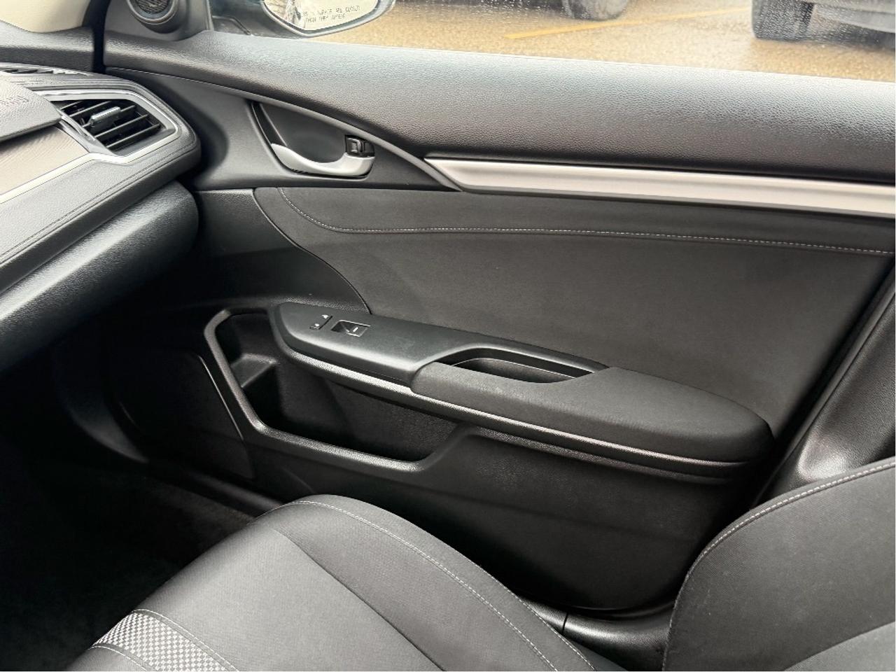 2020 Honda Civic Sedan EX Photo