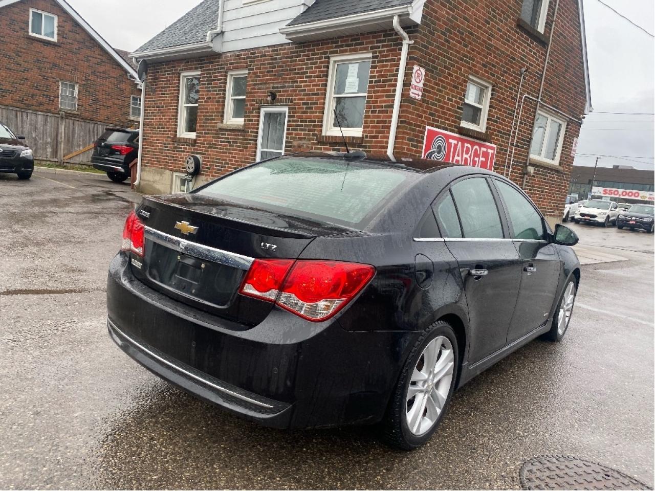 2016 Chevrolet Cruze LTZ. Fully Loaded, Great condition! Inclues set of Photo