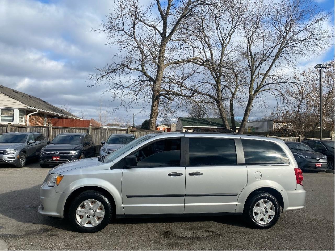 2012 Dodge Grand Caravan SE Photo3