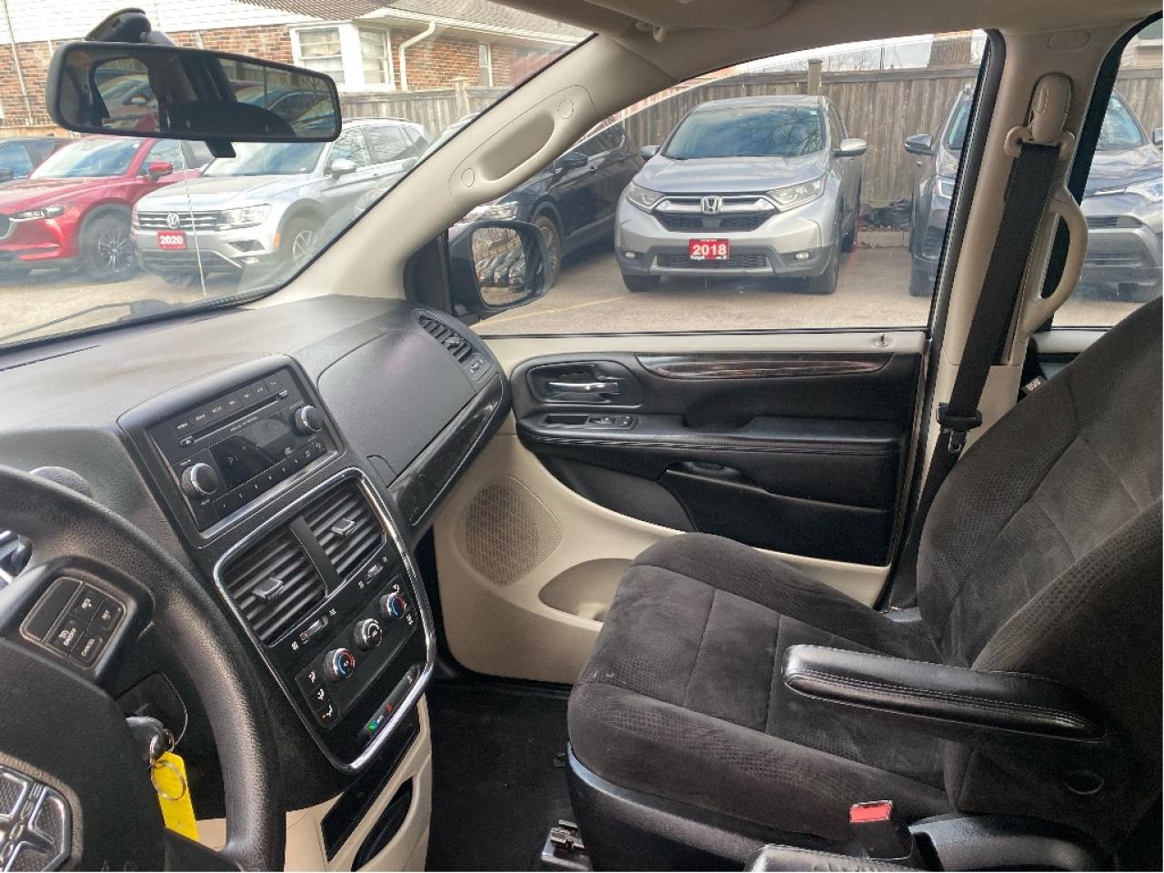 2012 Dodge Grand Caravan SE Photo