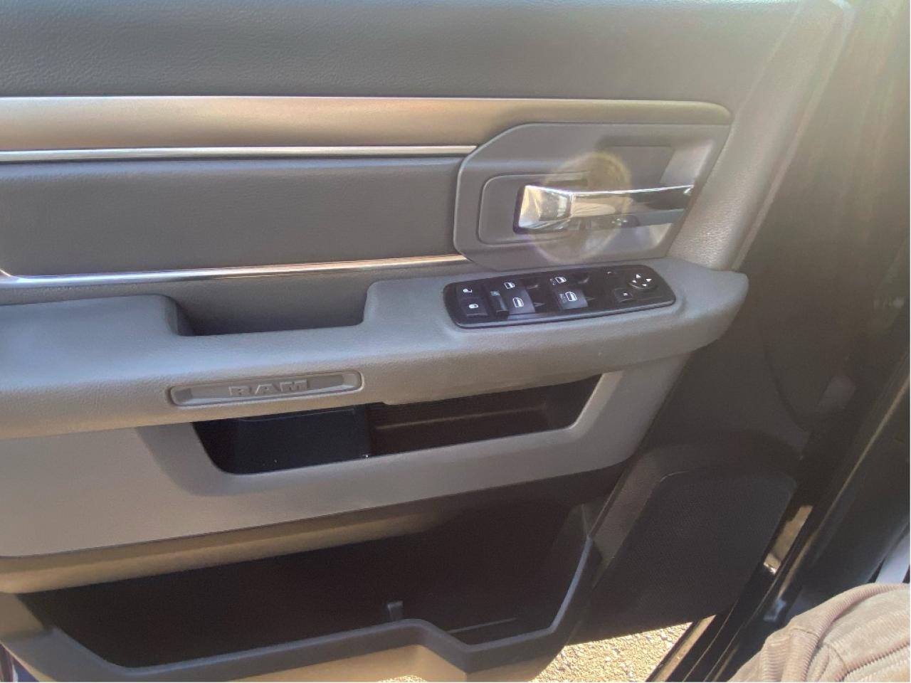 2015 RAM 2500 SLT, Cummins Diesel !!! Photo