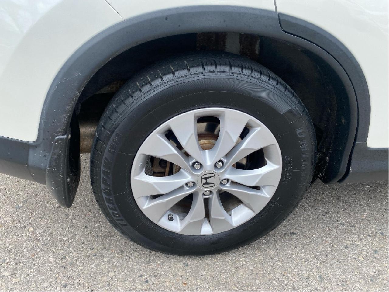 2013 Honda CR-V EX. No accidents, 2Sets of Tires !! Photo