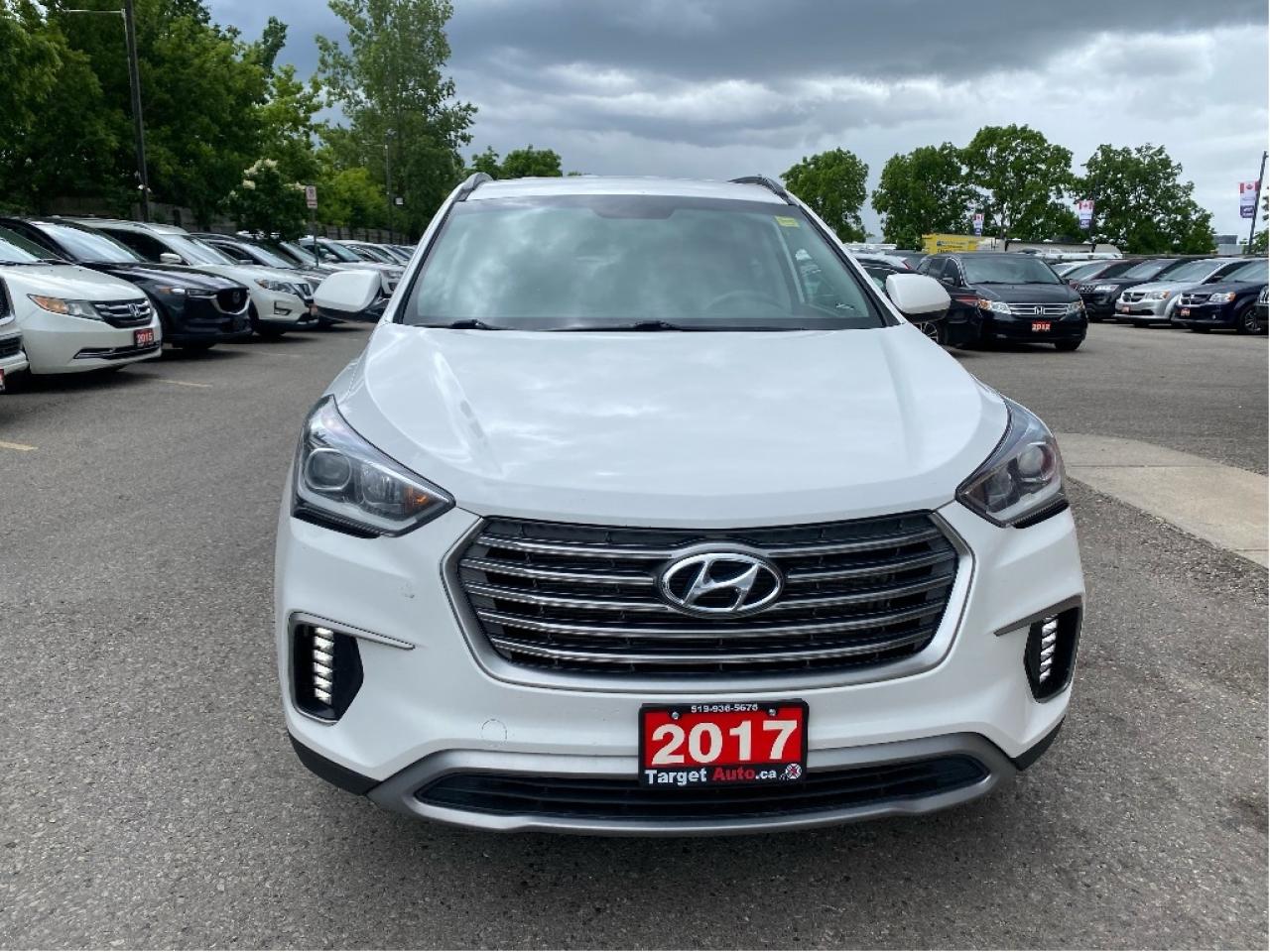 2017 Hyundai Santa Fe XL 7 Passenger, Great Condition Photo