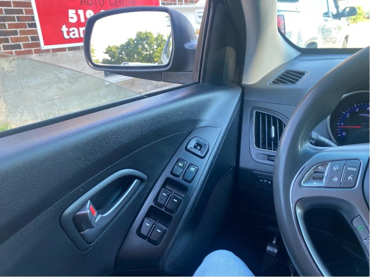 2014 Hyundai Tucson GL Photo