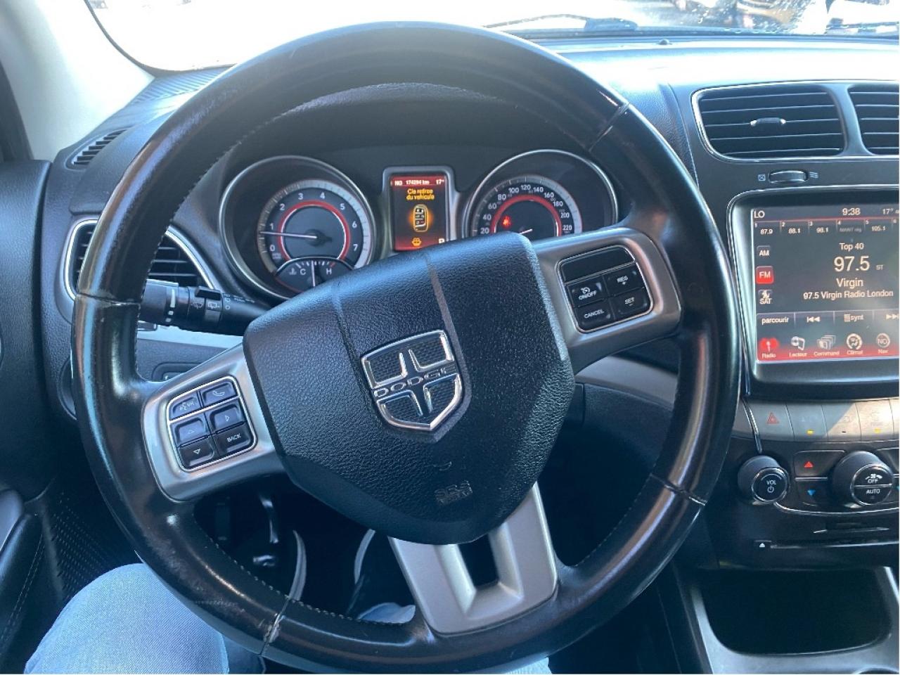 2016 Dodge Journey Crossroad Photo