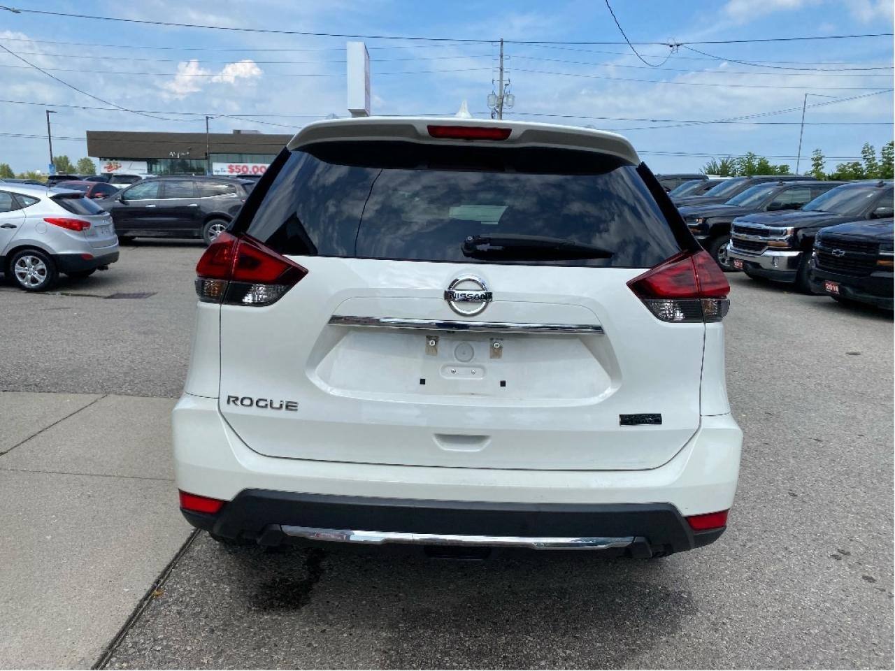 2019 Nissan Rogue Very Clean, Drives Great !! Photo