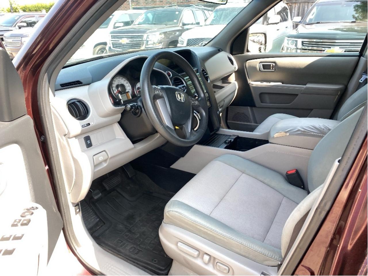 2010 Honda Pilot EX Photo