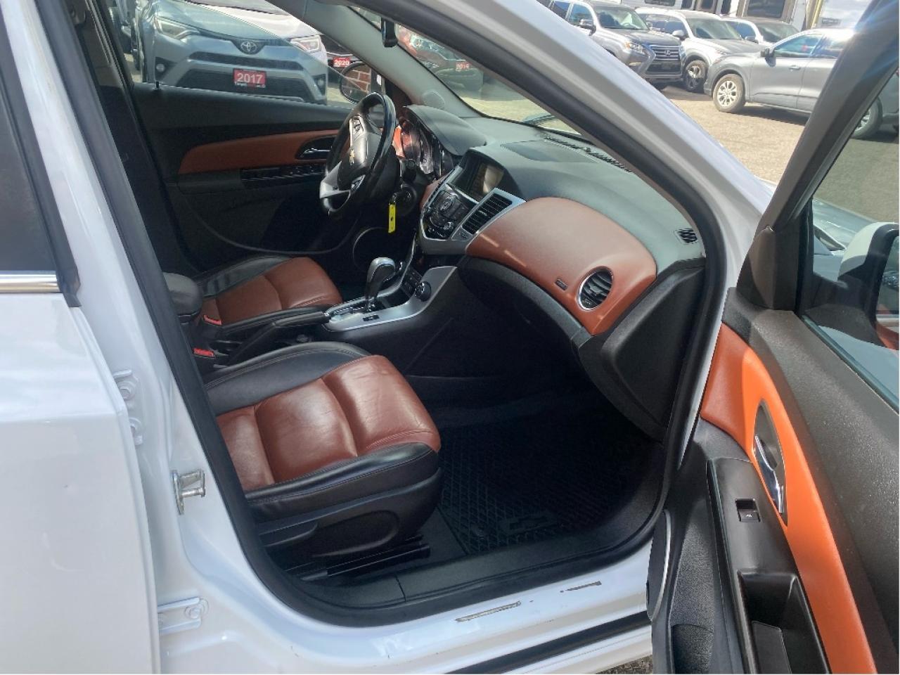 2014 Chevrolet Cruze 2LT, Loaded, Drives Great !! Photo