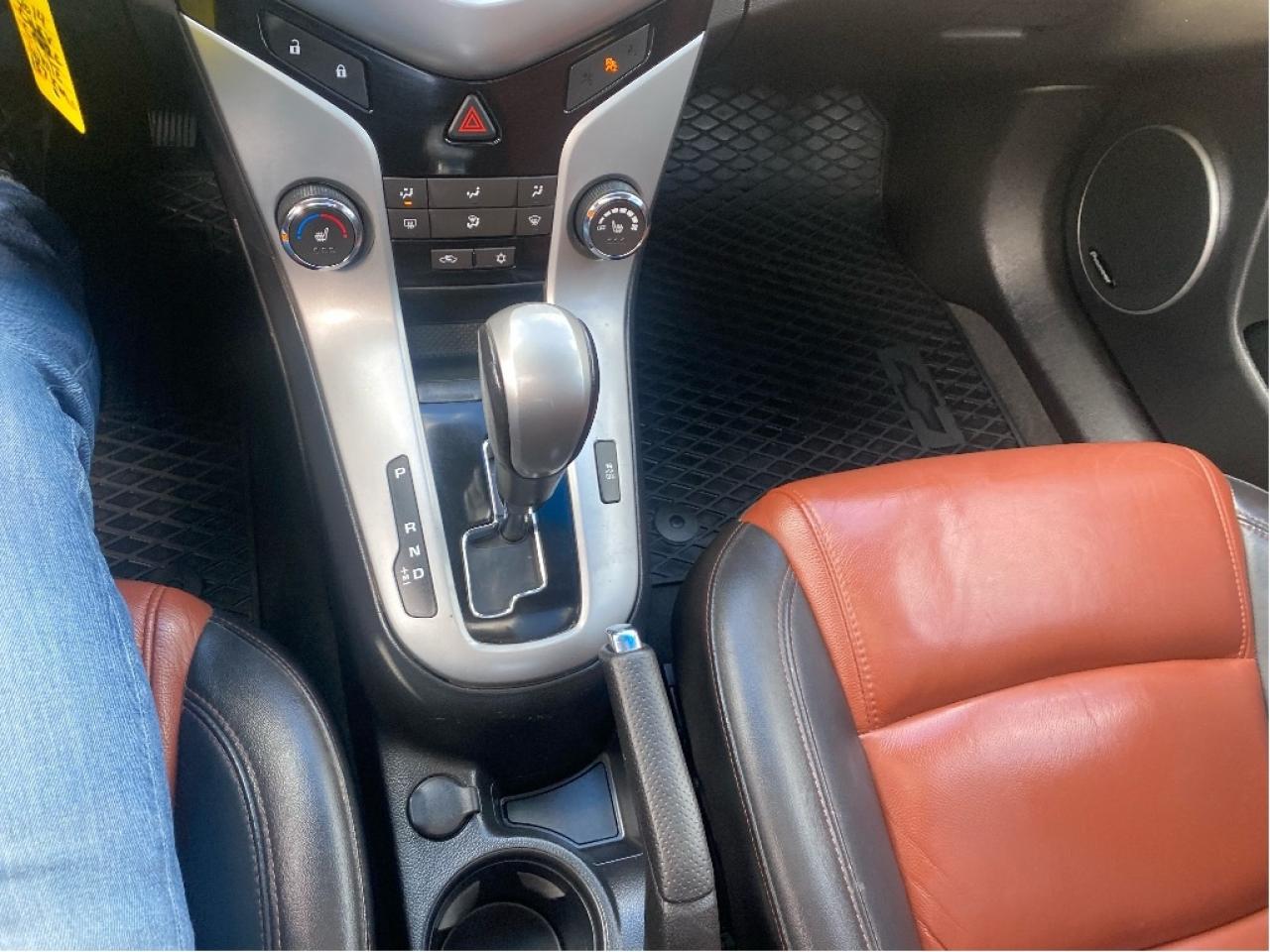 2014 Chevrolet Cruze 2LT, Loaded, Drives Great !! Photo