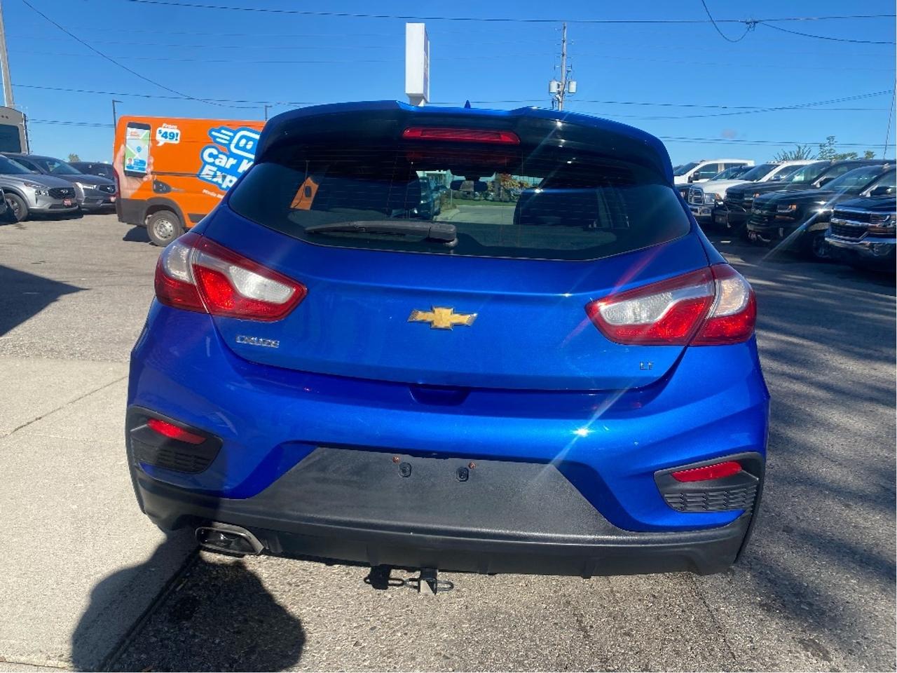2017 Chevrolet Cruze LT Photo