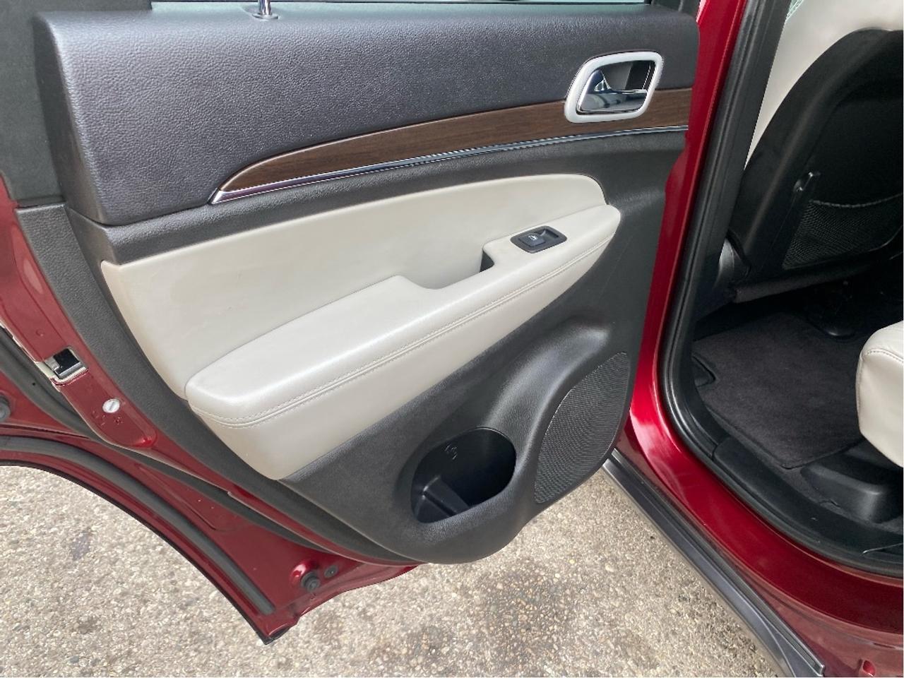 2018 Jeep Grand Cherokee Sterling Edition,Very Well Maintained,Drives Gre Photo
