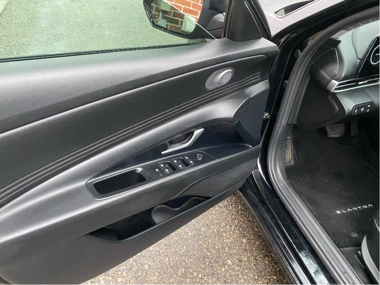 2021 Hyundai Elantra Hybrid Ultimate Photo