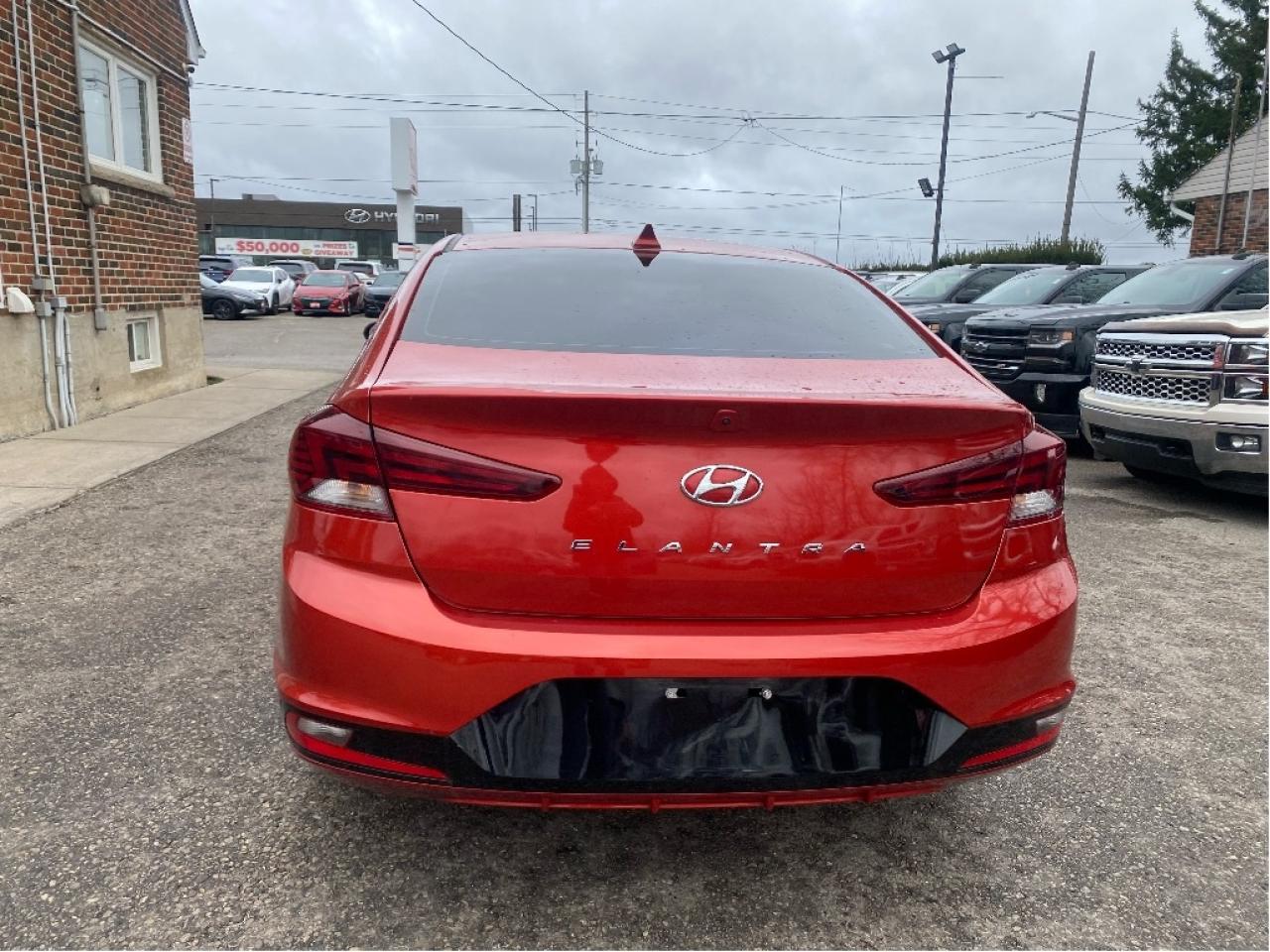 2020 Hyundai Elantra Luxury, Leather, Roof & More, Drives Great !! Photo