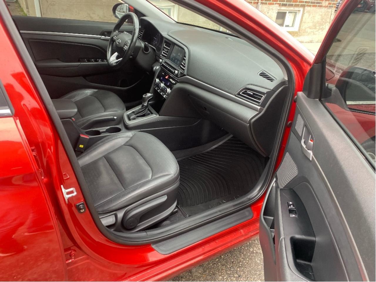 2020 Hyundai Elantra Luxury, Leather, Roof & More, Drives Great !! Photo