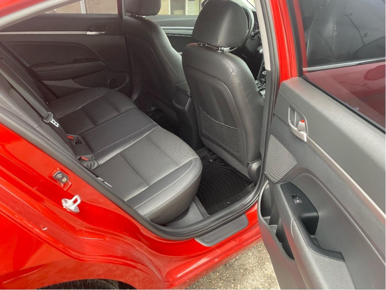 2020 Hyundai Elantra Luxury, Leather, Roof & More, Drives Great !! Photo