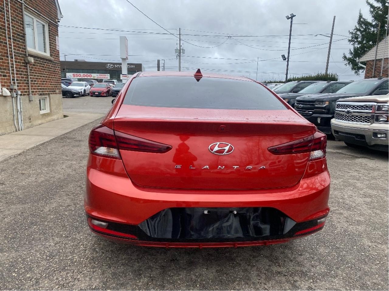 2020 Hyundai Elantra Luxury, Leather, Roof & More, Drives Great !! Photo