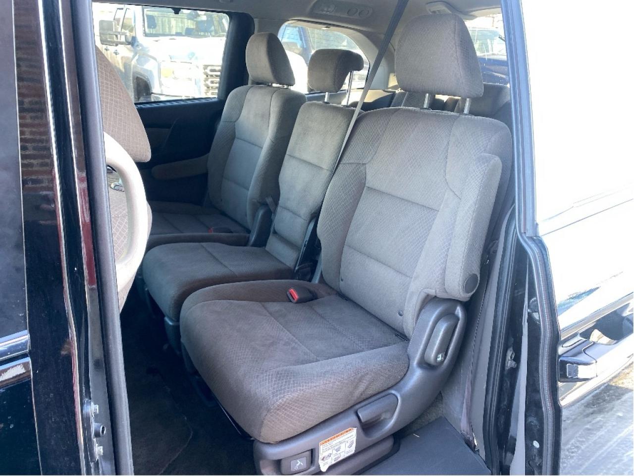 2015 Honda Odyssey EX, Well maintained, Drives Great !! Photo