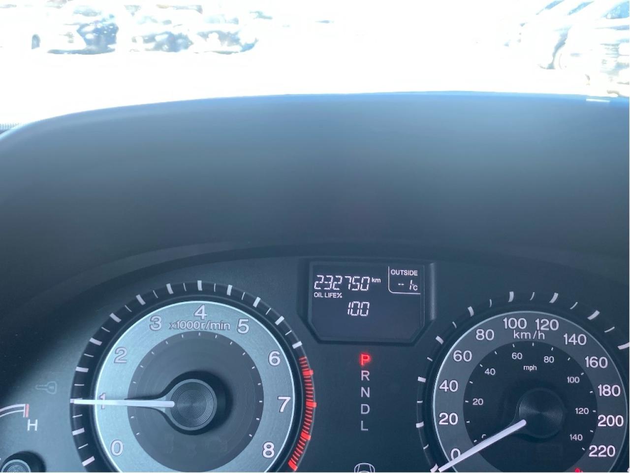 2015 Honda Odyssey EX, Well maintained, Drives Great !! Photo