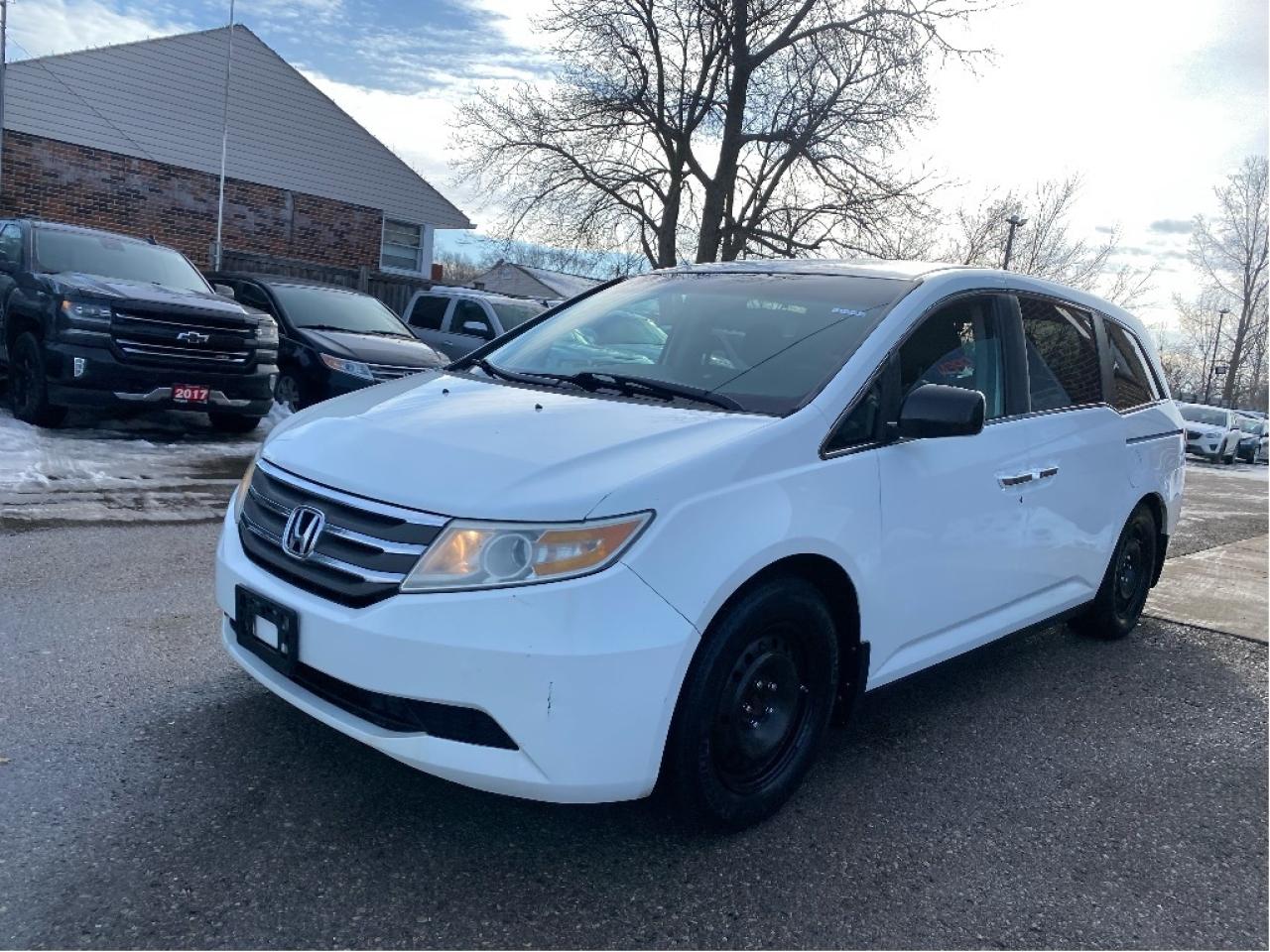 2011 Honda Odyssey EX. 2 sets of tires. Drives very well! Photo