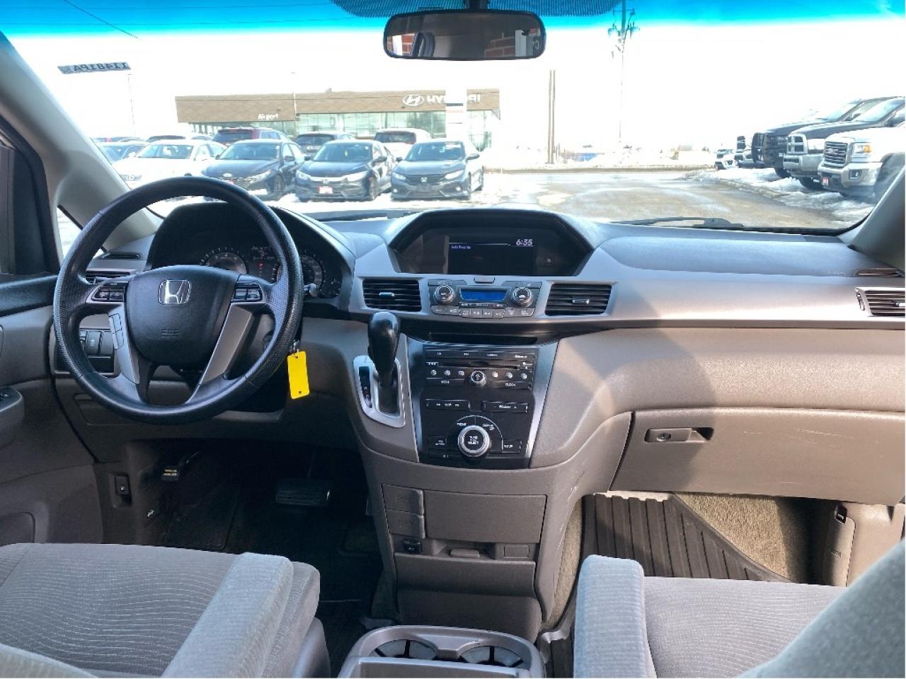 2011 Honda Odyssey EX. 2 sets of tires. Drives very well! Photo