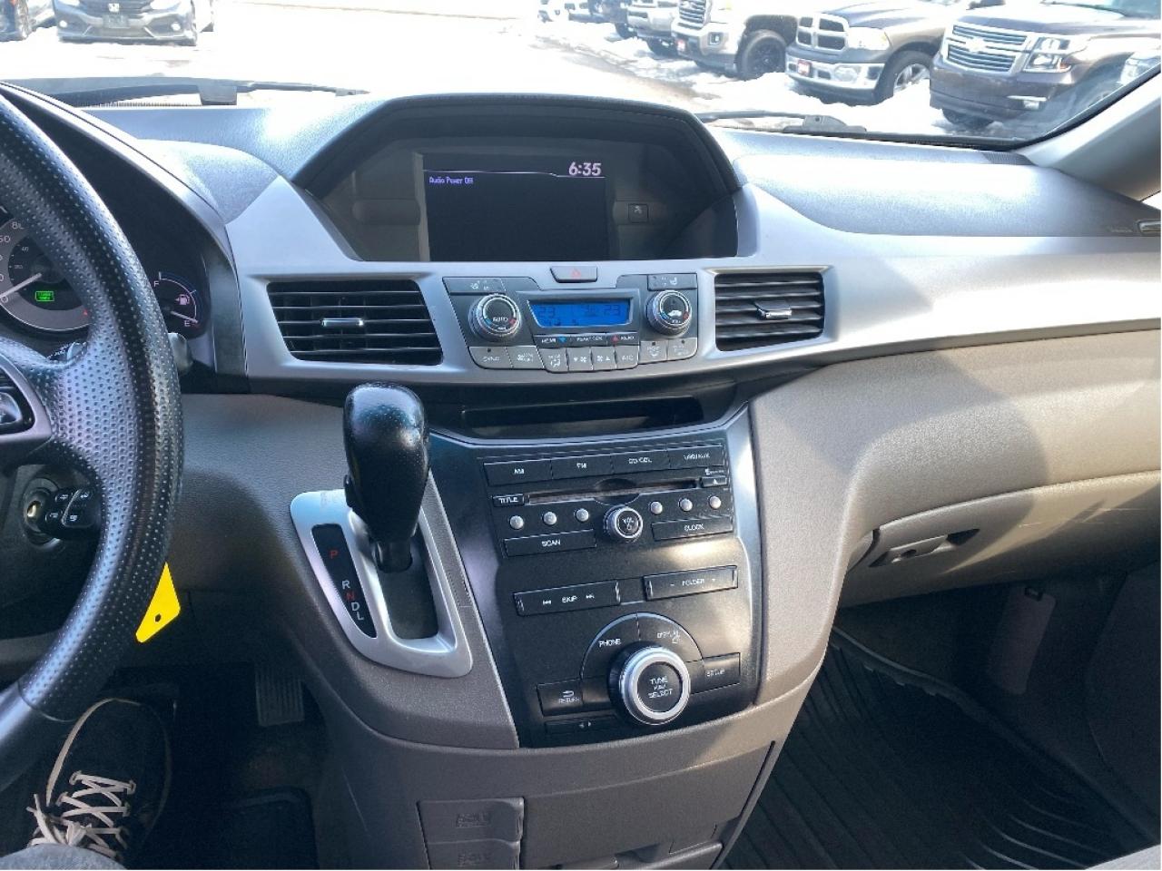 2011 Honda Odyssey EX. 2 sets of tires. Drives very well! Photo