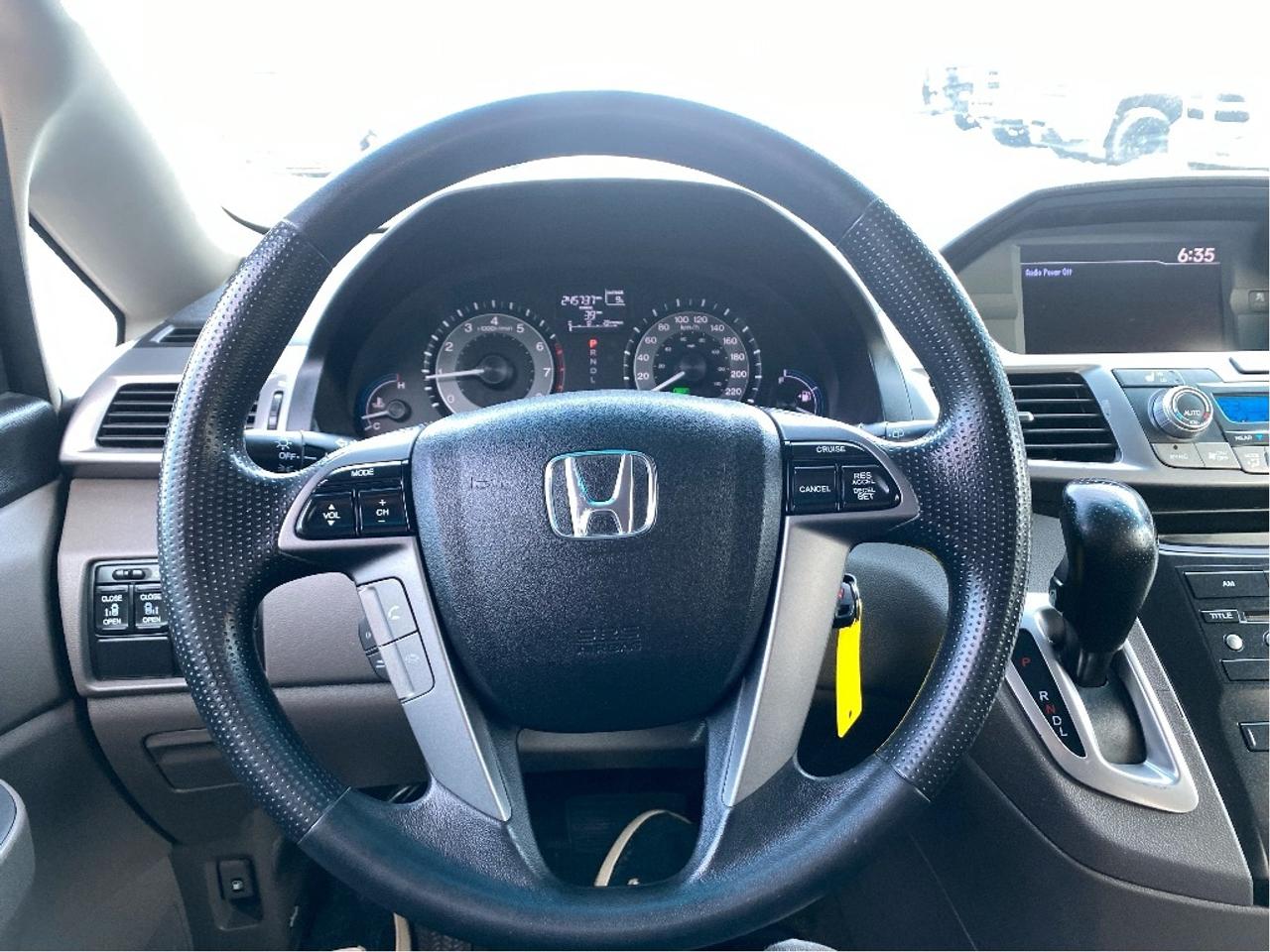 2011 Honda Odyssey EX. 2 sets of tires. Drives very well! Photo