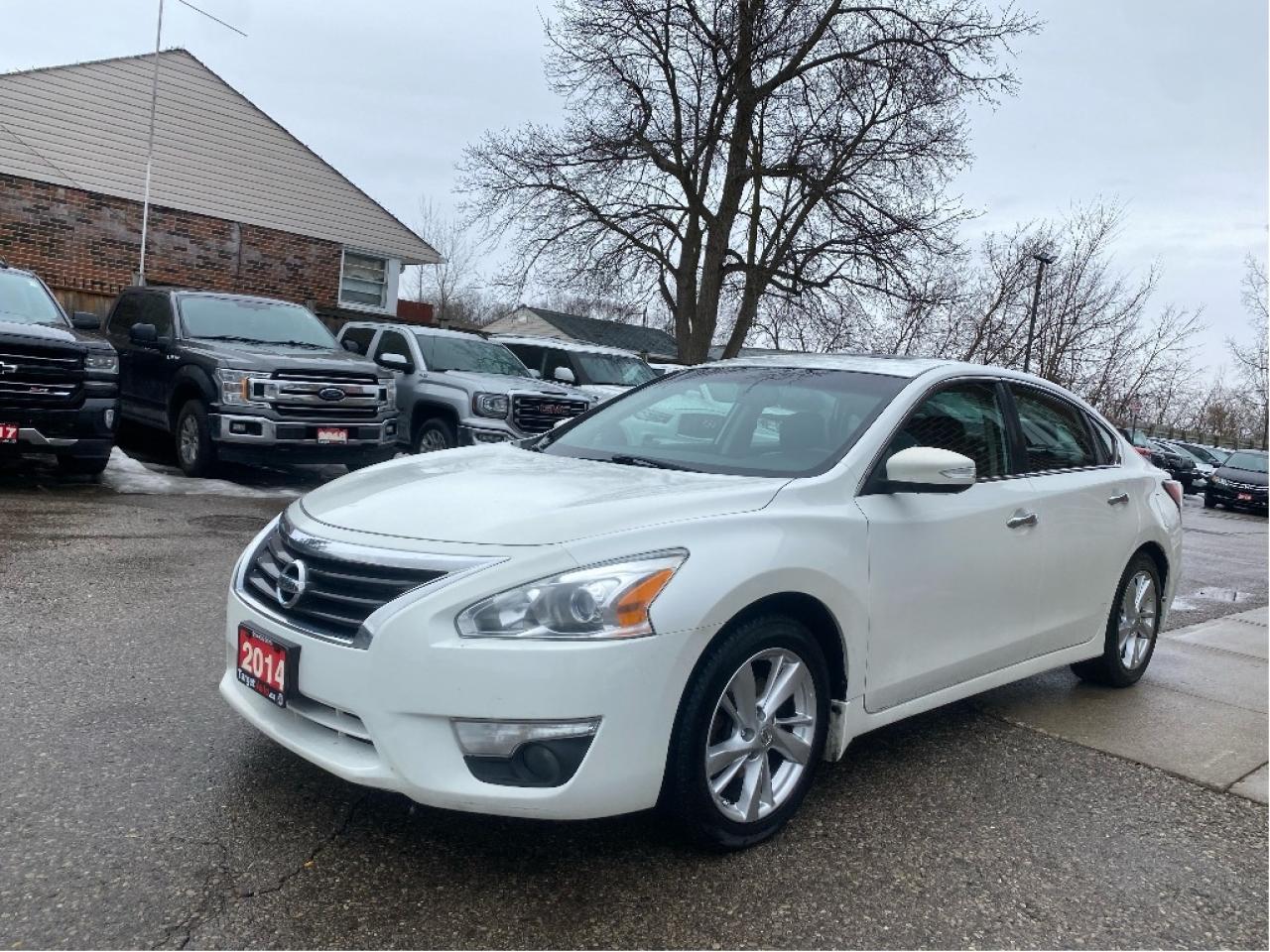 2014 Nissan Altima 2.5 SL Photo