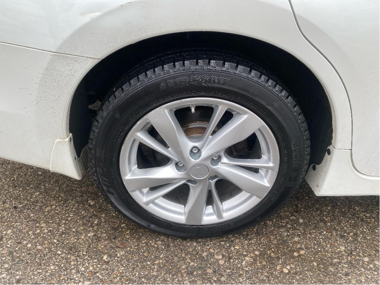 2014 Nissan Altima 2.5 SL Photo