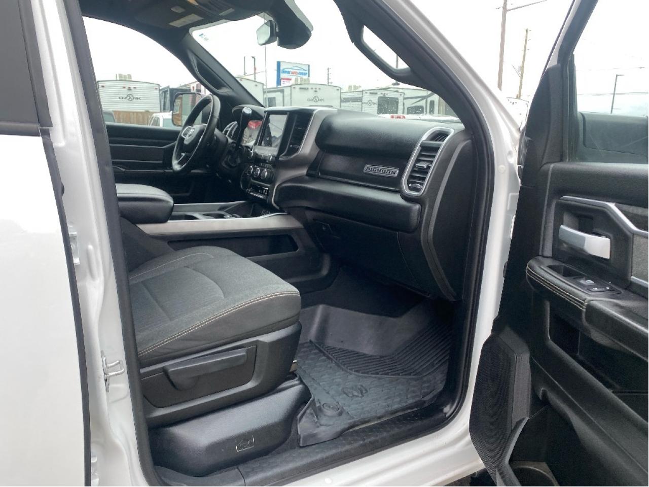 2019 RAM 2500 Big Horn, Cummins Diesel, No Accidents Photo