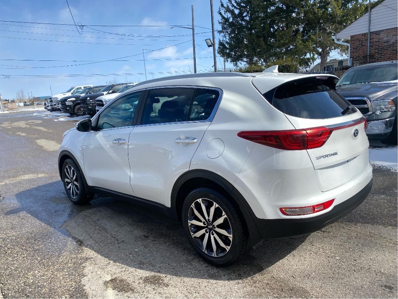 2017 Kia Sportage EX Photo