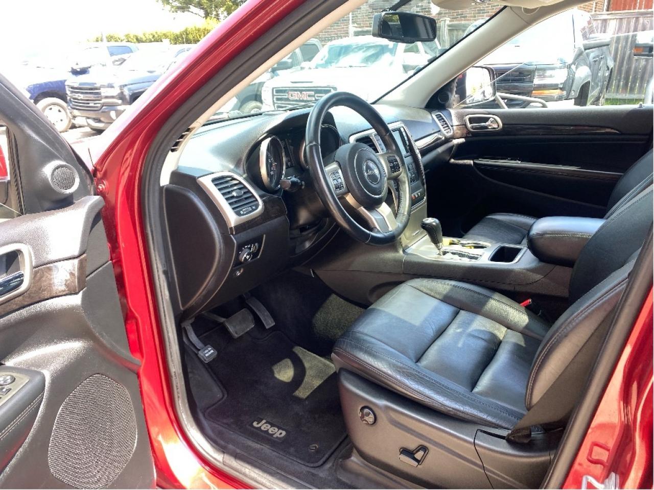 2013 Jeep Grand Cherokee Leather,Pano Roof, Well Maintained, Drives Great! Photo