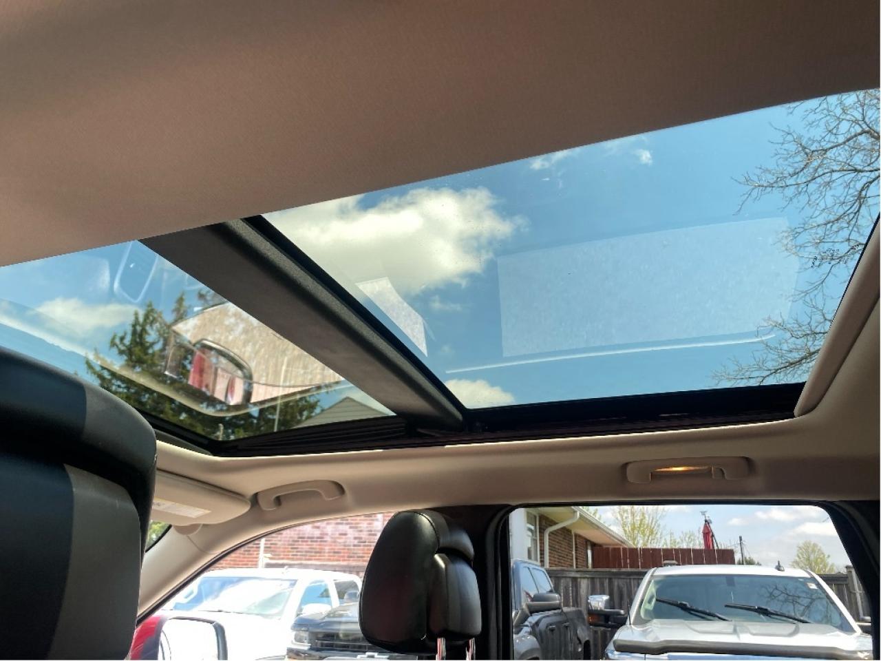 2013 Jeep Grand Cherokee Leather,Pano Roof, Well Maintained, Drives Great! Photo