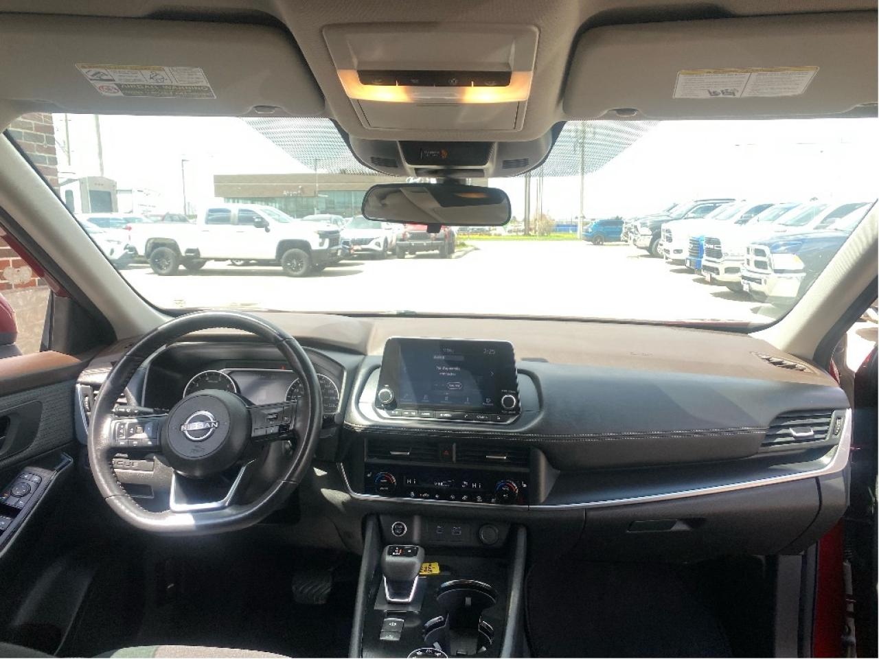 2023 Nissan Rogue S, AWD, No accidents, Like Brand New Photo