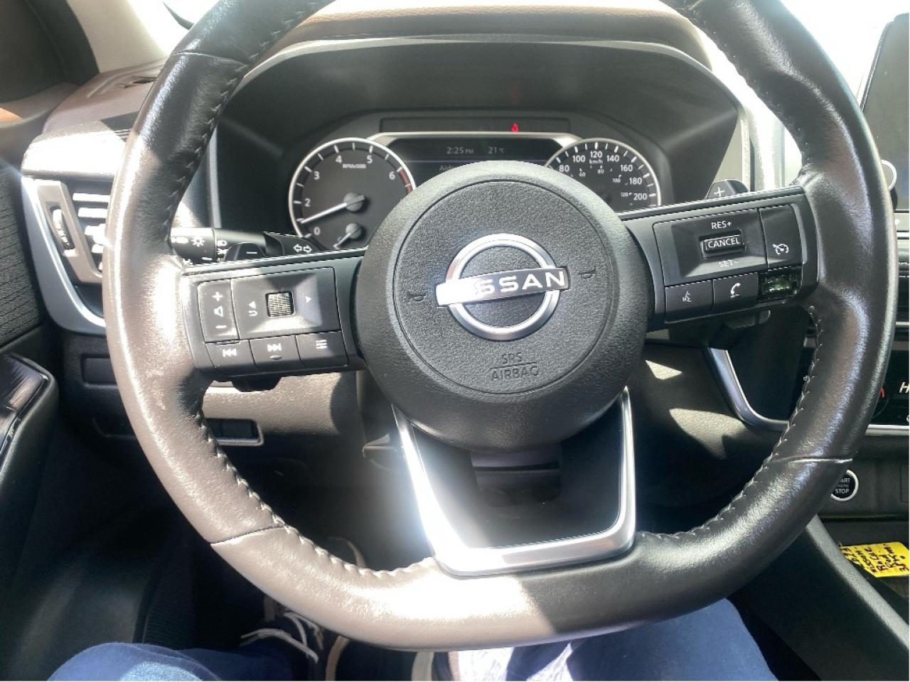 2023 Nissan Rogue S, AWD, No accidents, Like Brand New Photo