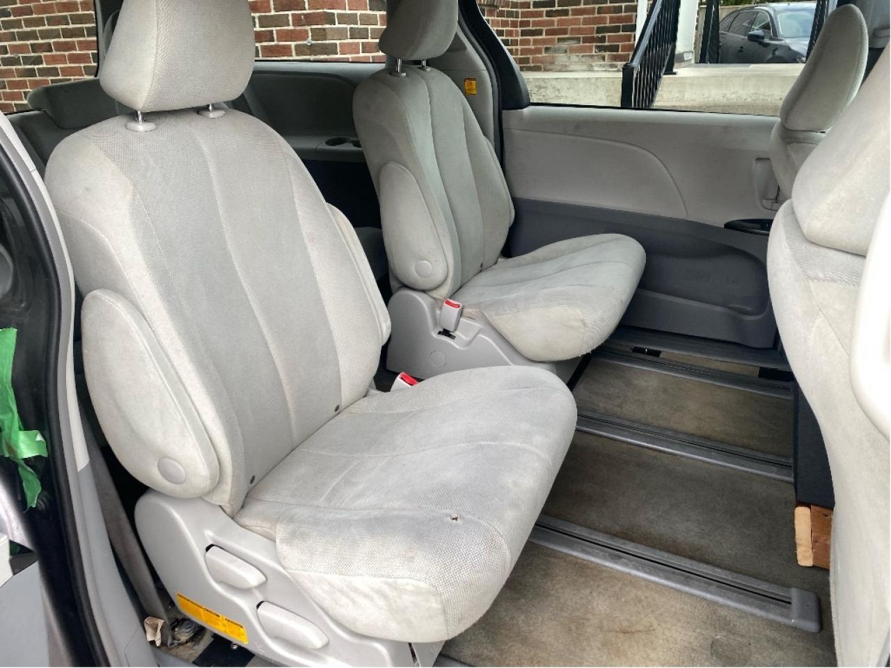 2013 Toyota Sienna  Photo