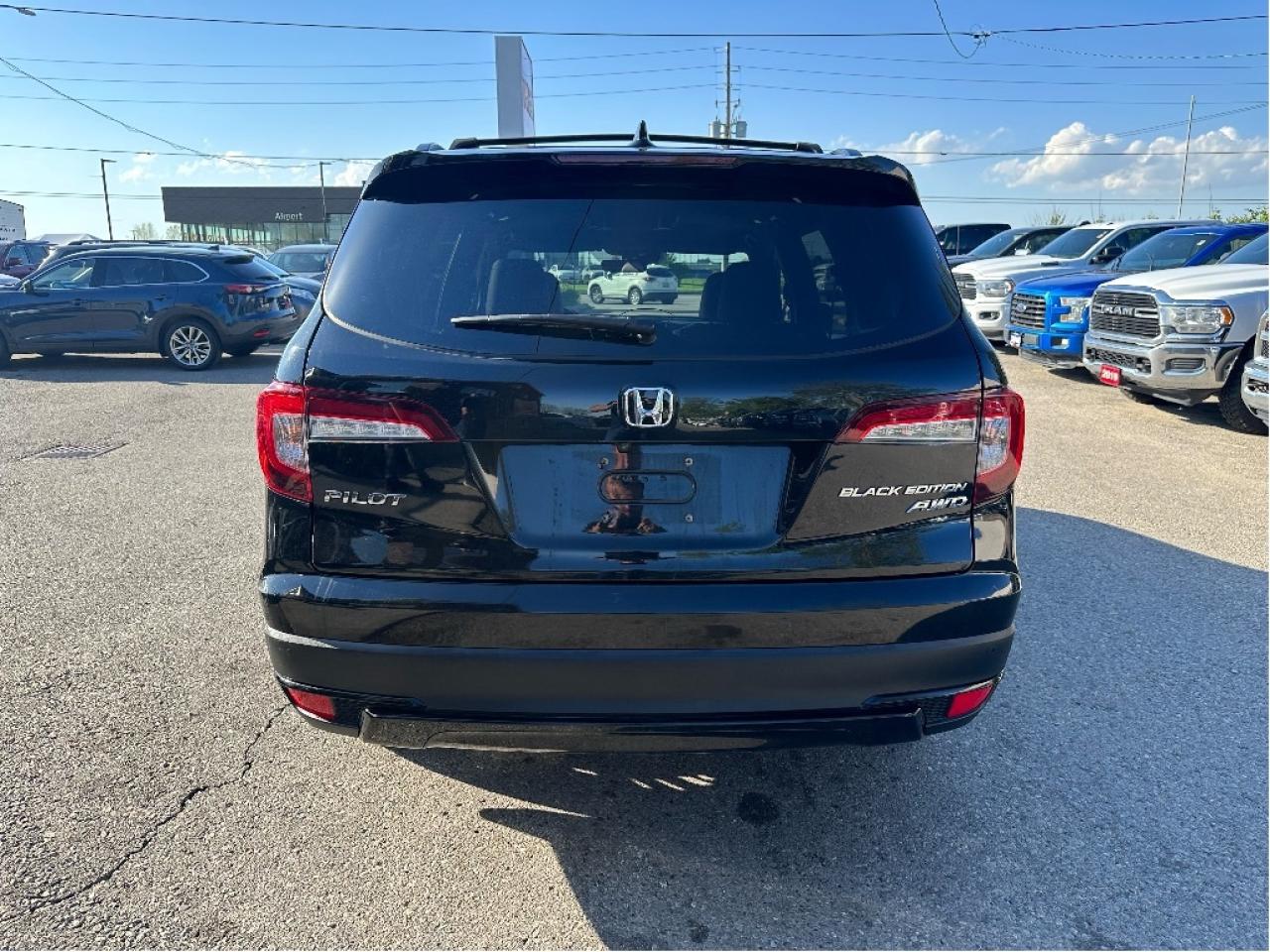 2019 Honda Pilot Black Edition, Fully Loaded, Drives Great !! Photo