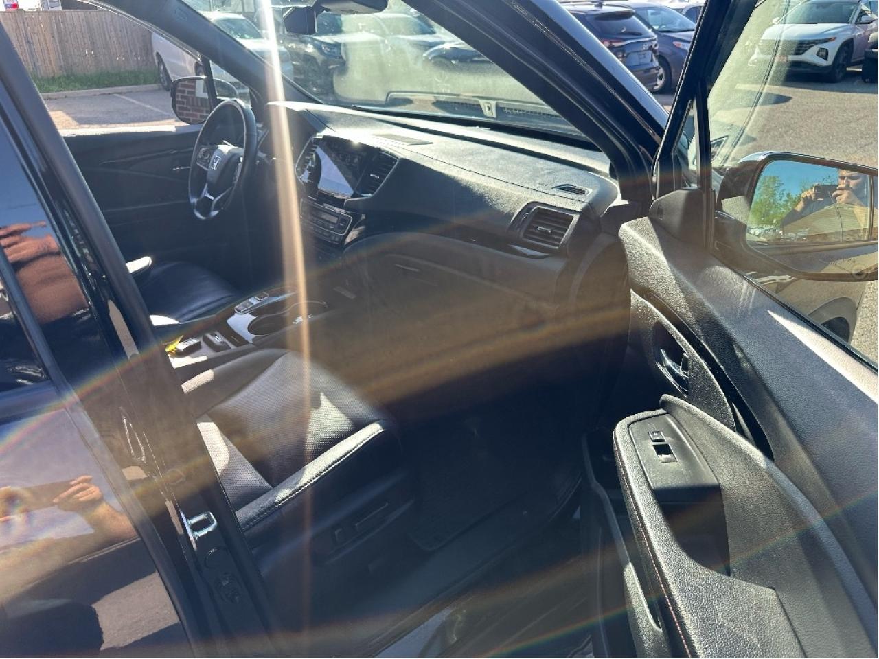 2019 Honda Pilot Black Edition, Fully Loaded, Drives Great !! Photo
