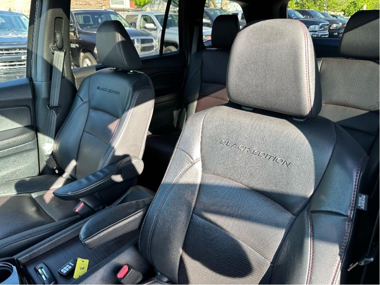 2019 Honda Pilot Black Edition, Fully Loaded, Drives Great !! Photo