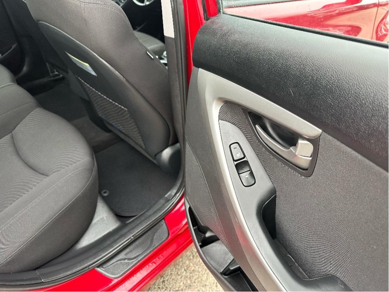 2016 Hyundai Elantra GLS, Very Well Maintained, Drives Great !! Photo