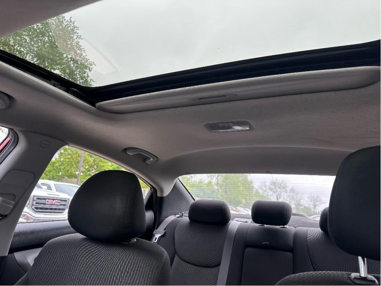 2016 Hyundai Elantra GLS, Very Well Maintained, Drives Great !! Photo