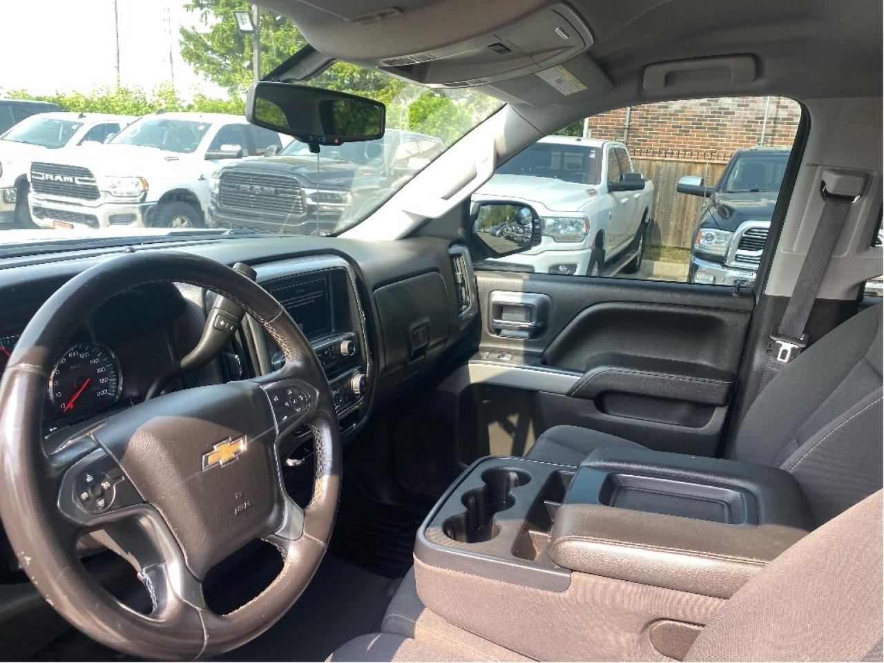 2017 Chevrolet Silverado 1500 LT Photo